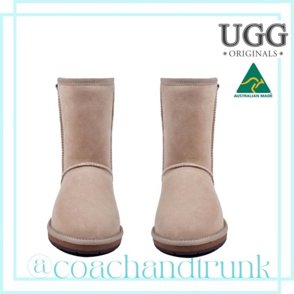 NWT & BOX Sand Suede Classic Ugg Originals Natural Sheep Wool Lining Rubber Sole
